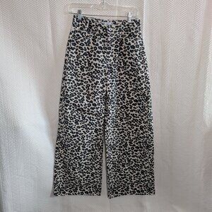 ZARA Leopard Print Wide Leg Jeans High Rise Size 2 Animal Print Denim NWOT